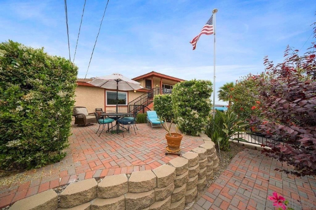 listing image 130722541903536789449