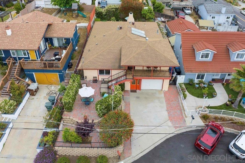 listing image 130726525221771824414