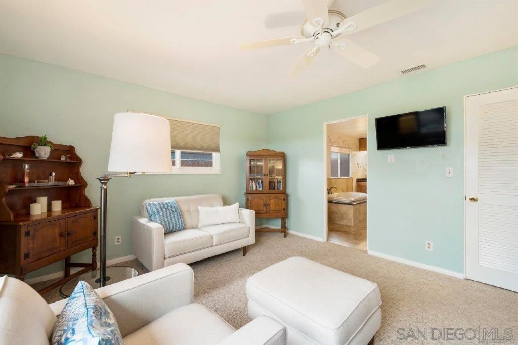 listing image 130720529306160579185