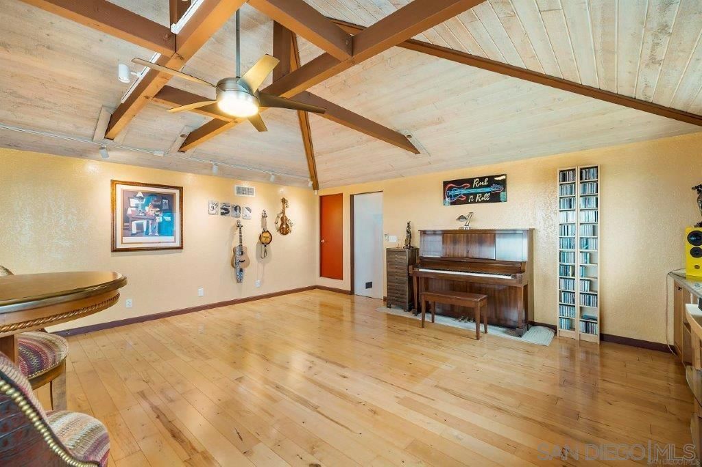 listing image 130723897617660031087