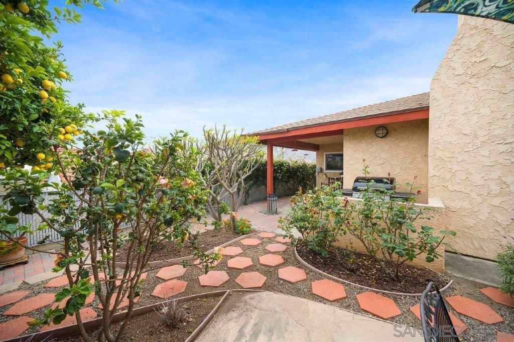 listing image 130721387891397896576