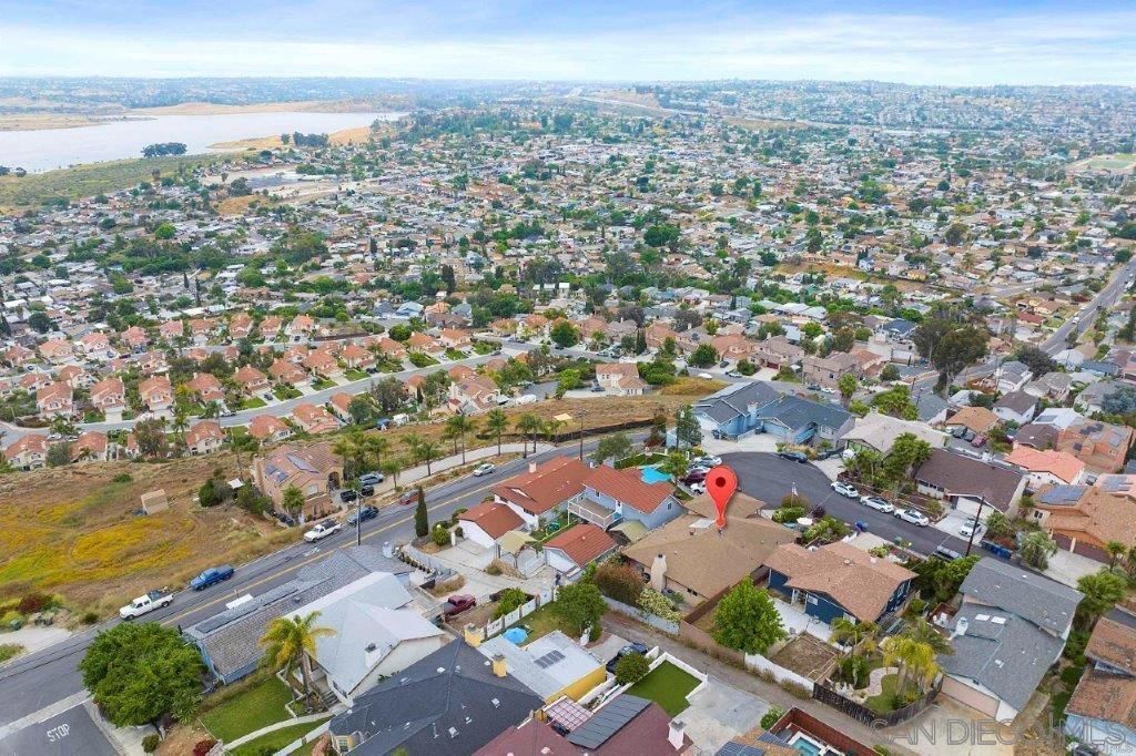 listing image 130727794105592062616