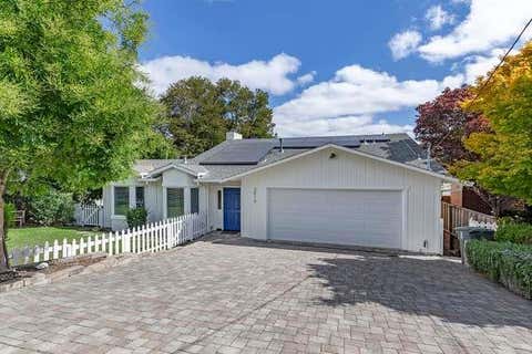 Photo of 3416 Plateau Drive, Belmont, CA 94002 (MLS # ML82050077)