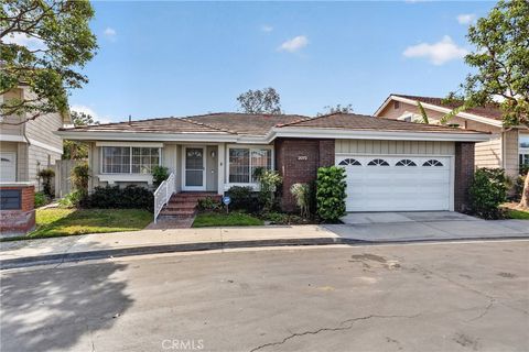 Photo of 2072 Cherokee, Tustin, CA 92782 (MLS # OC26077455)
