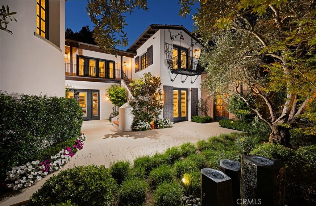 1 Ocean Bluff, Newport Coast CA 92657 - Photo 35
