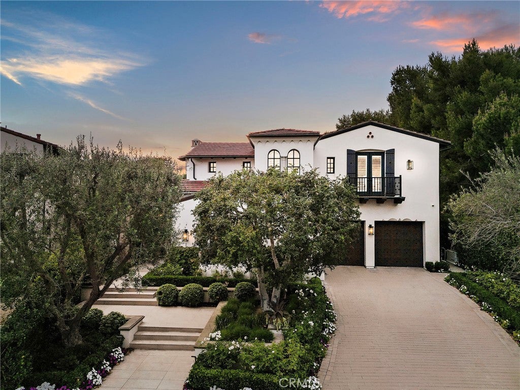1 Ocean Bluff