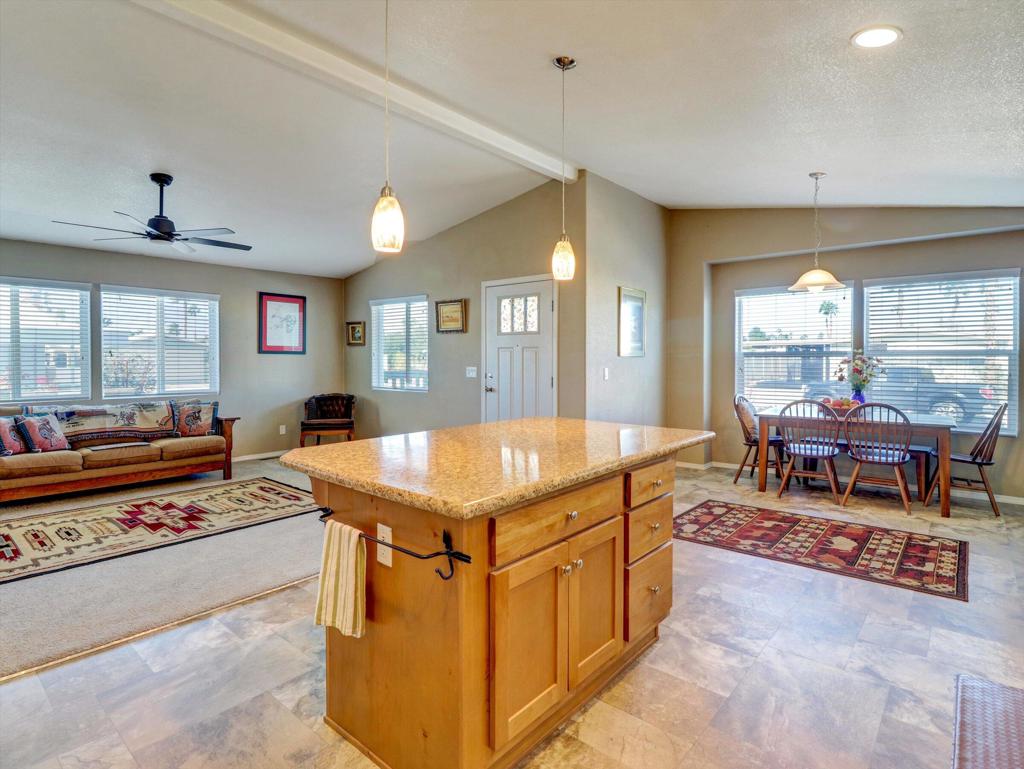 Palm Desert Greens - Manufactured In Park