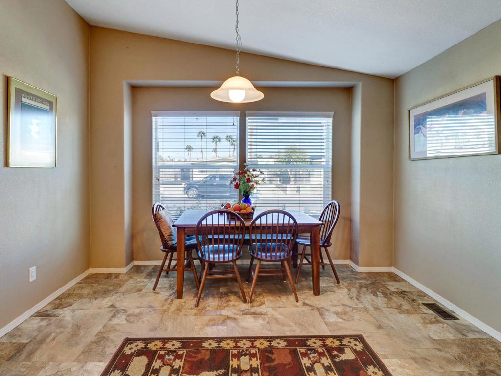 Palm Desert Greens - Manufactured In Park