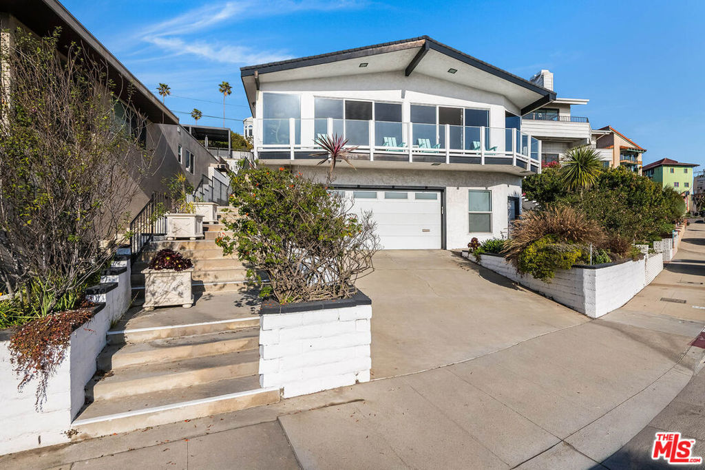 7334 Vista Del Mar Lane
