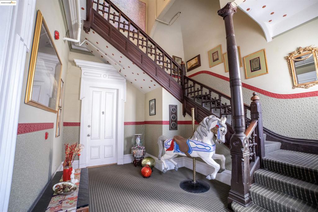 LAKE MERRITT - Residential Income