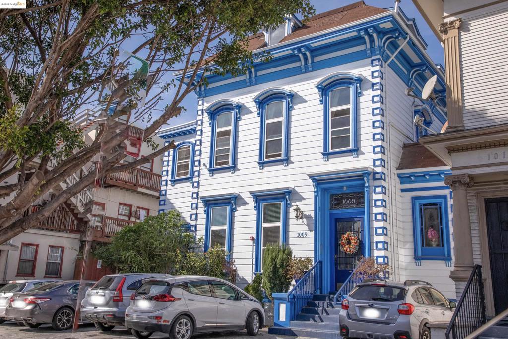 LAKE MERRITT - Residential Income