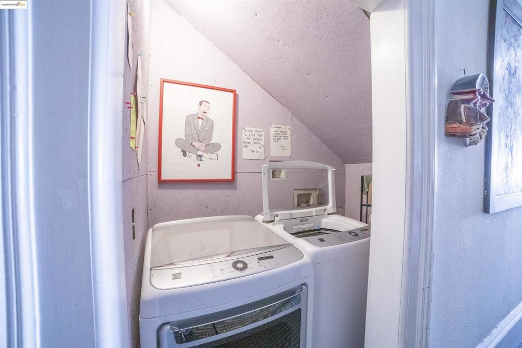 LAKE MERRITT - Residential Income