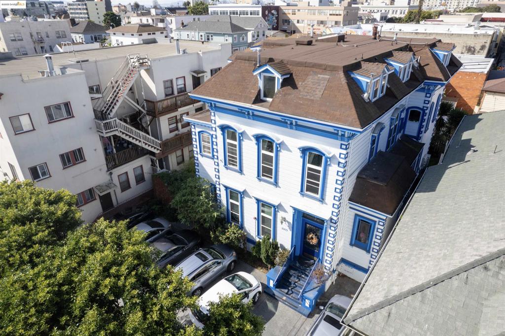 LAKE MERRITT - Residential Income