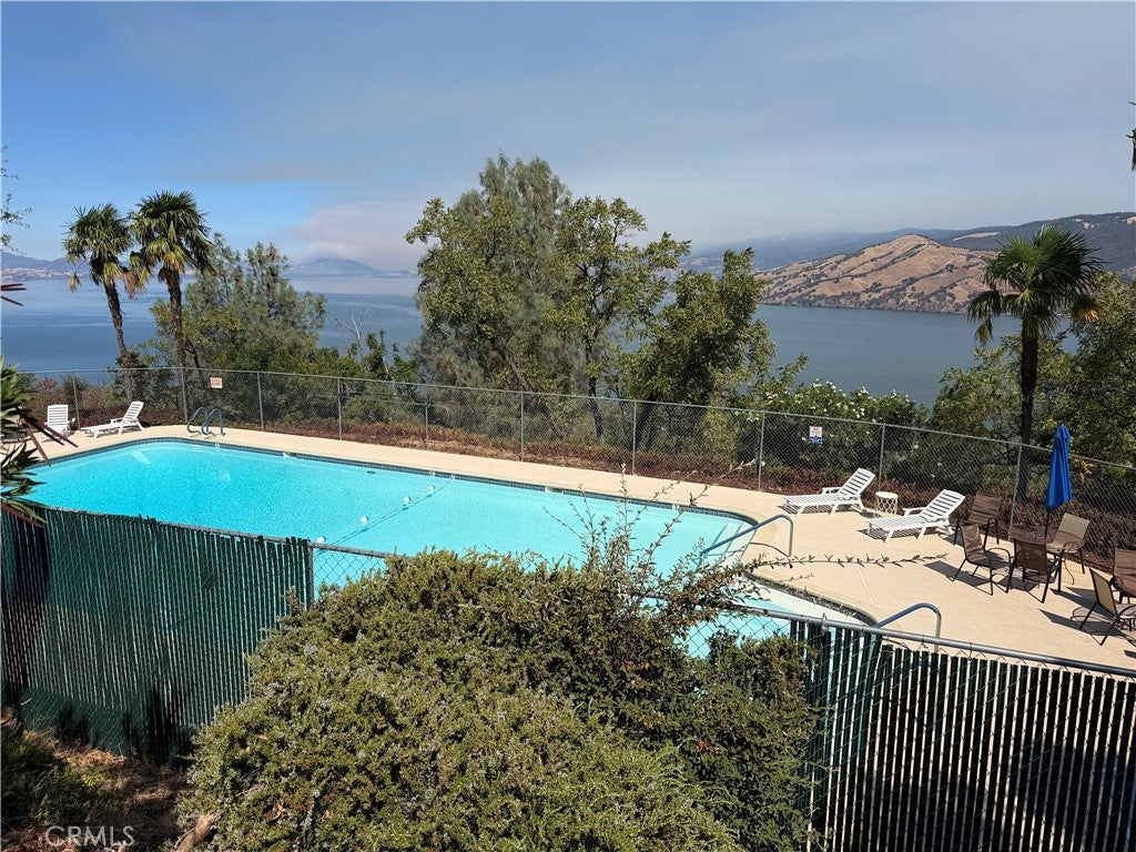 2819 Marina View