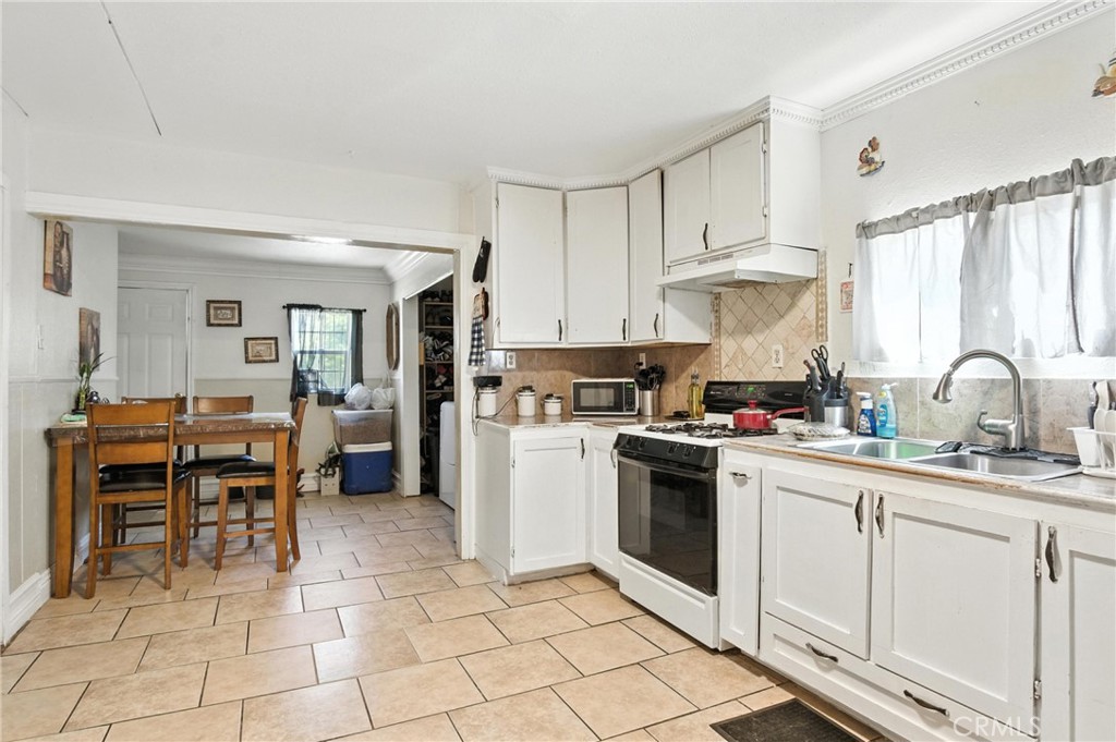 170 W 11th Street