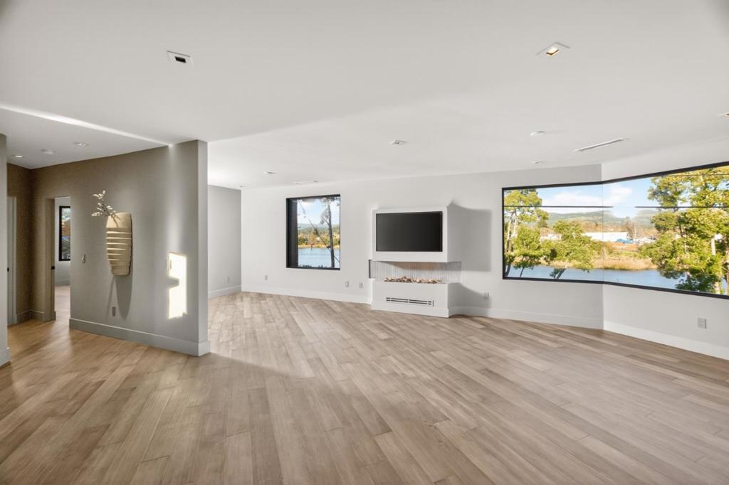 585 Riverside Drive 585 C