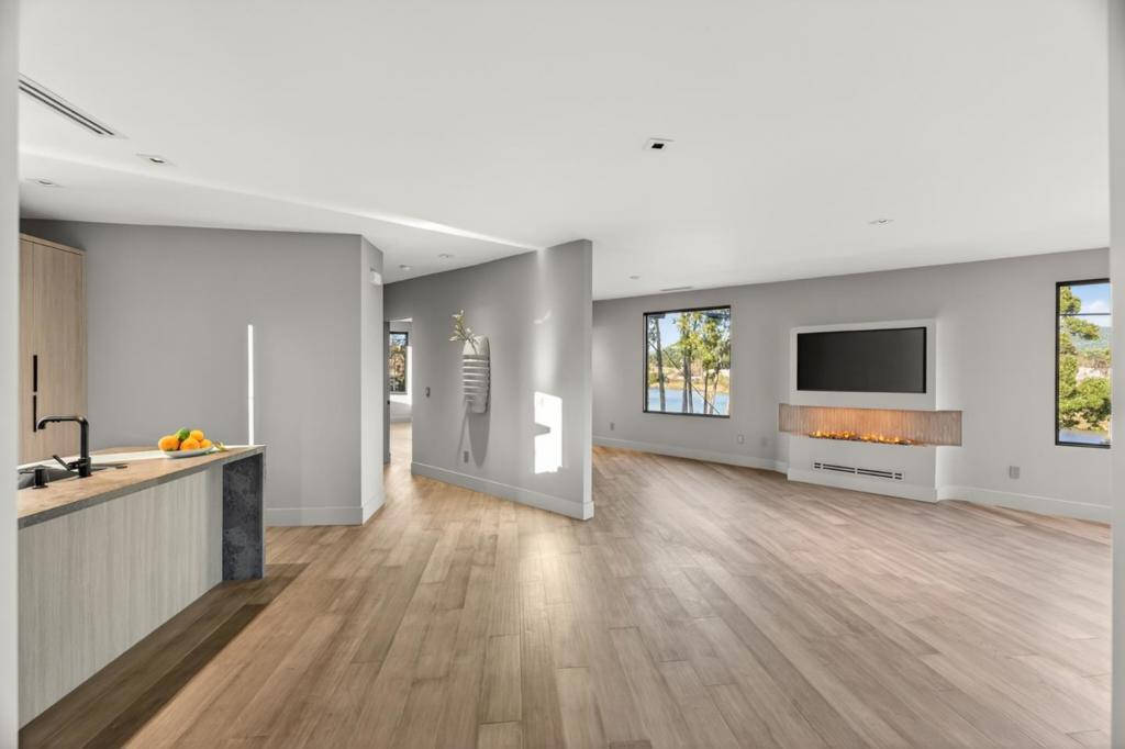 585 Riverside Drive 585 C