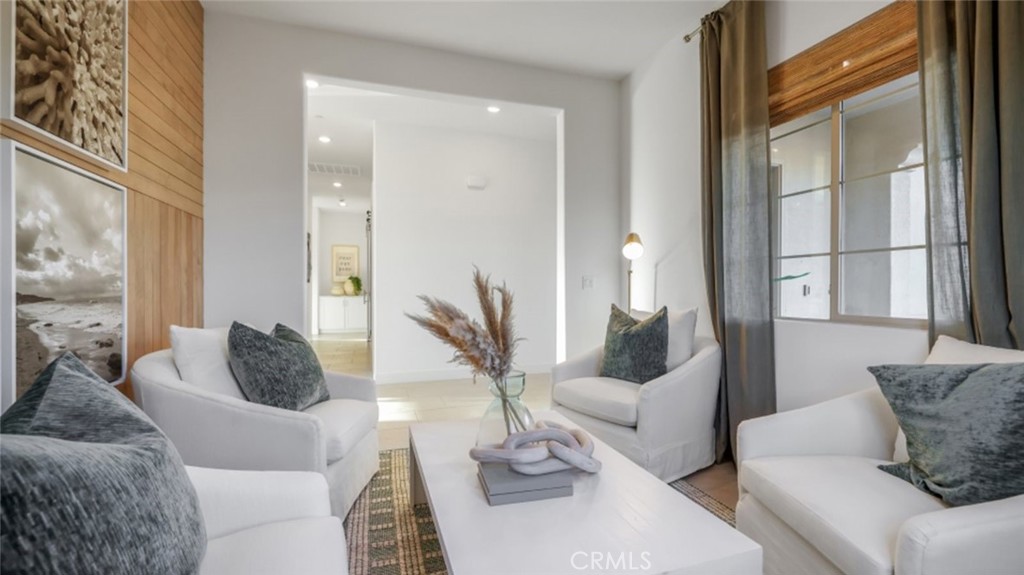 Estrada at Tesoro Highlands - Residential