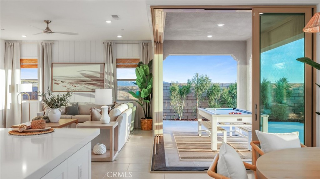 Estrada at Tesoro Highlands - Residential