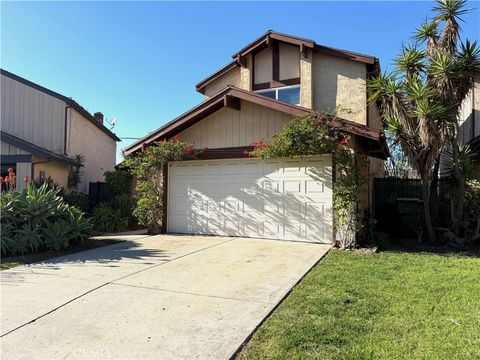 Photo of 6 Pepper Court, Inglewood, CA 90302 (MLS # SB26021114)