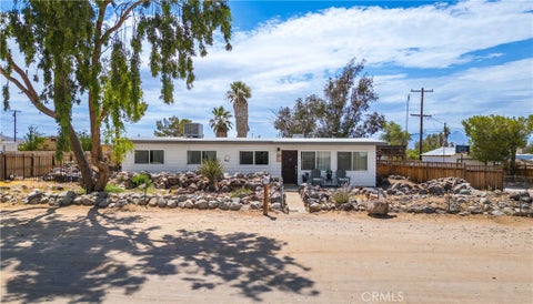 Photo of 1263 S Primrosee ST, Ridgecrest, CA 93555 (MLS # SR26208783)