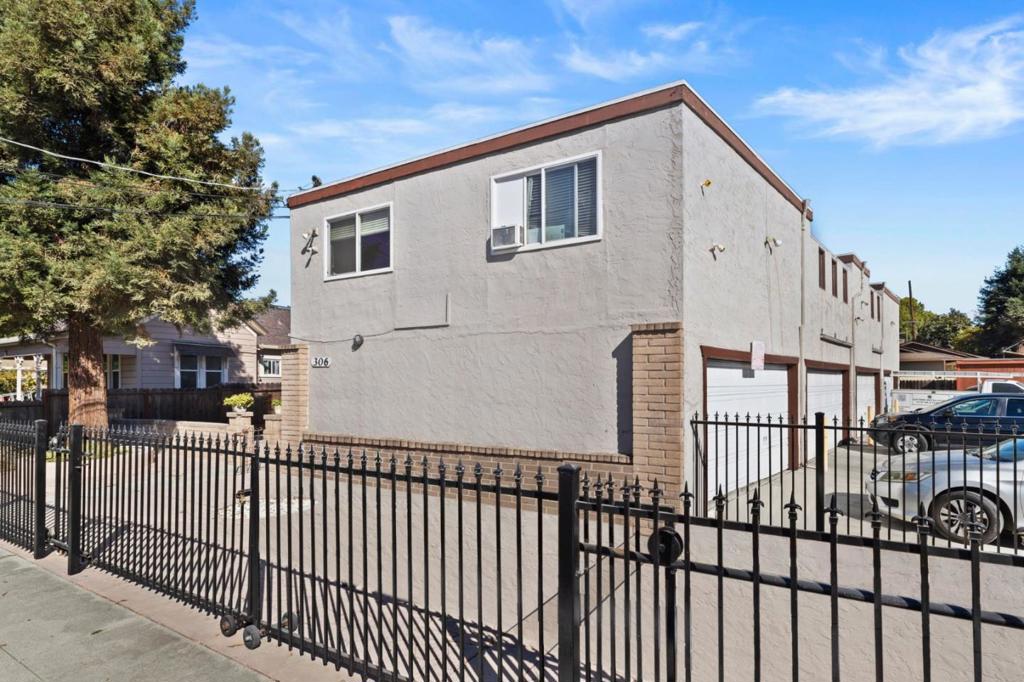 If you are looking for an incredibly large four-unit building where each tenant has an independent two-car garage plus a private courtyard and better yet, its all within walking distance to the continuing expansion of Redwood City's amazing downtown, you have found it! This building has been in the same family for many years and has been well-maintained during that time. Two of the units are large two bedroom two bath apartments, along with a third unit with two bedrooms and one bath, and a fourth unit consisting of one bedroom and one bath. There is plenty of off-street parking in front of each of the two-car garages as well as a prime location with a corner lot. These units are low maintenance and practically manage themselves so if you are looking for an investment or even an opportunity to occupy for yourself Put these prime four units at the top of your must see list!