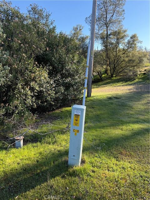 Photo of 0 Long Hollow lot 1631, Coarsegold, CA 93614 (MLS # FR26059699)