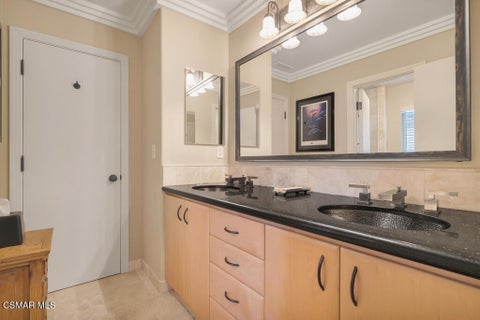 Tiny photo for 1979 Seabreeze Street, Thousand Oaks, CA 91320 (MLS # 226004131)