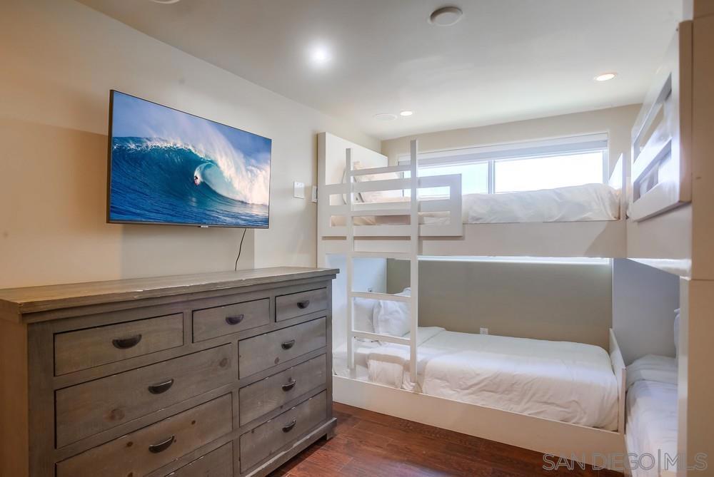 Mission Beach - Residential