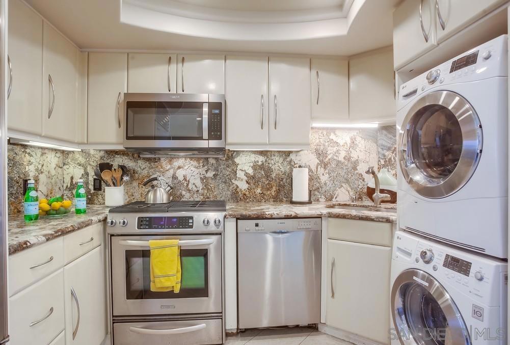 Mission Beach - Residential