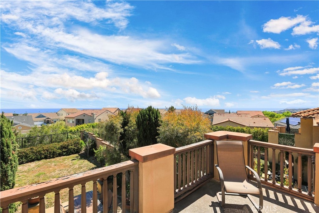 26482 Via La Jolla