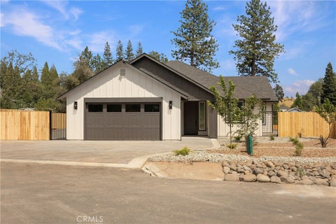 Photo of 1586 Gate Ln, Paradise, CA 95969 (MLS # PA26198509)