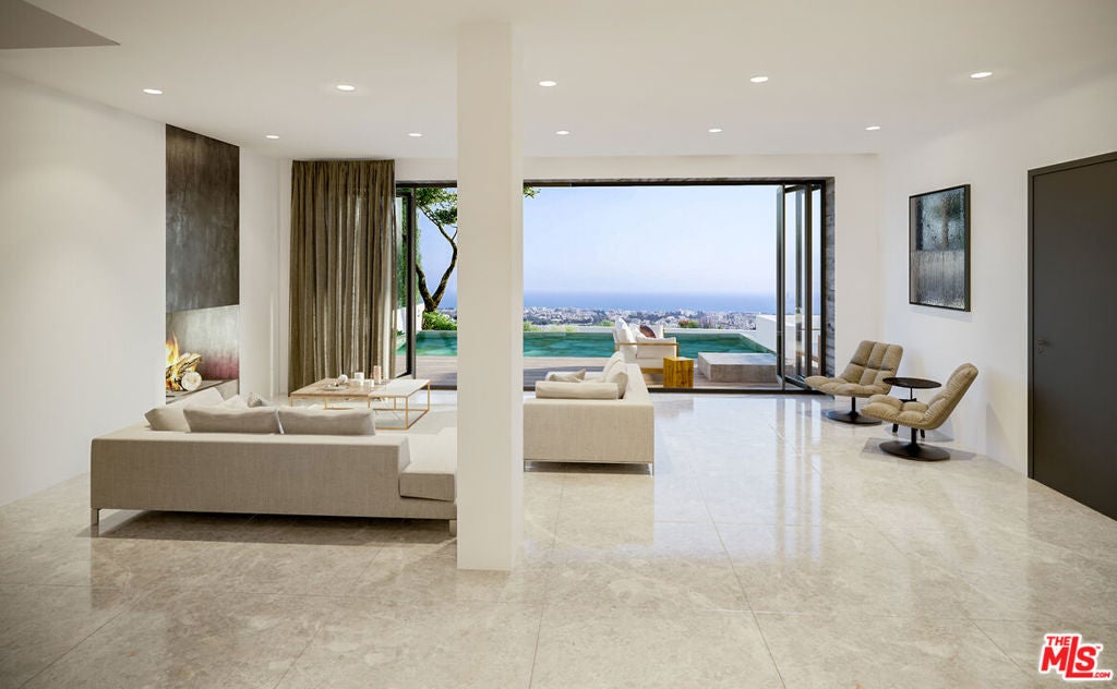 1 Aria Villa 12, Agios Tychon, Cyprus
