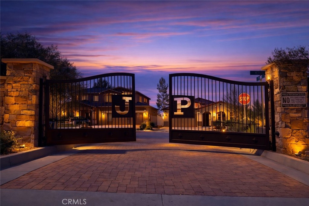 1289 Pinehurst Drive