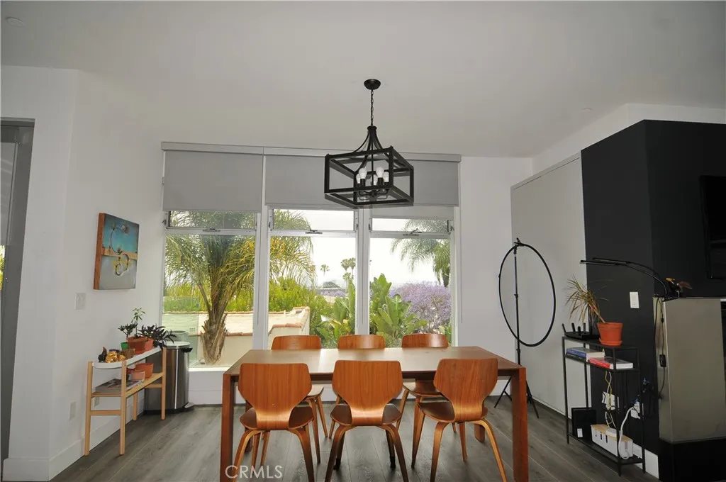 West Hollywood, California 90046, United States, 2 Bedrooms Bedrooms, ,2 BathroomsBathrooms,Residential,Active,153459