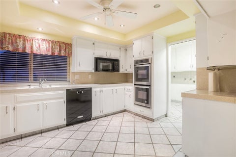 Tiny photo for 30290 Red Lure Place, Canyon Lake, CA 92587 (MLS # OC26233239)