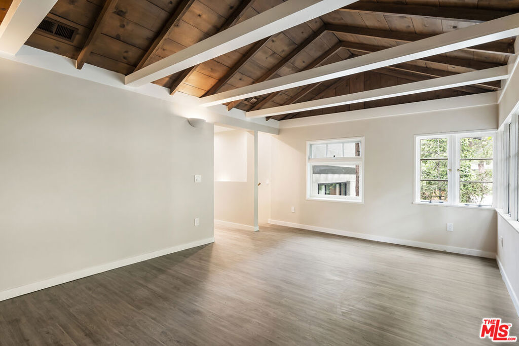 937 N Beverly Glen Boulevard