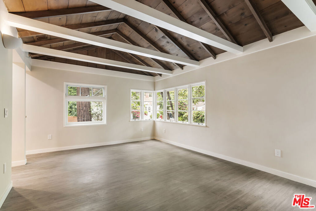 937 N Beverly Glen Boulevard