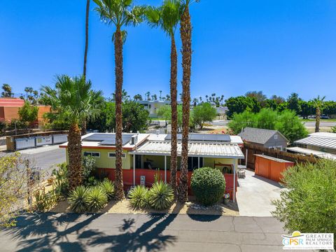 Photo of 306 Logenita Street, Palm Springs, CA 92264 (MLS # 26833039PS)