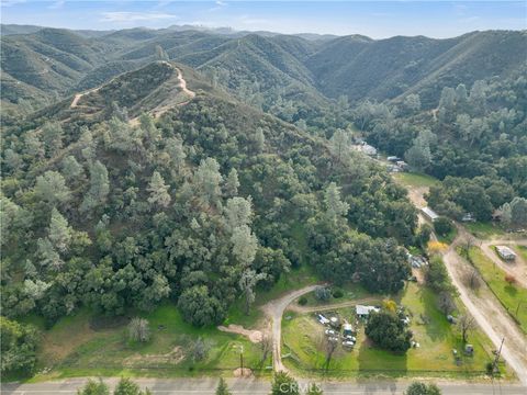 Photo of 5975 Parkhill Rd, Santa Margarita, CA 93453 (MLS # NS25271558)