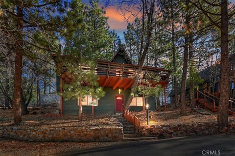 Photo of 1000 Jasper Dr, Big Bear Lake, CA 92315 (MLS # IG25270931)