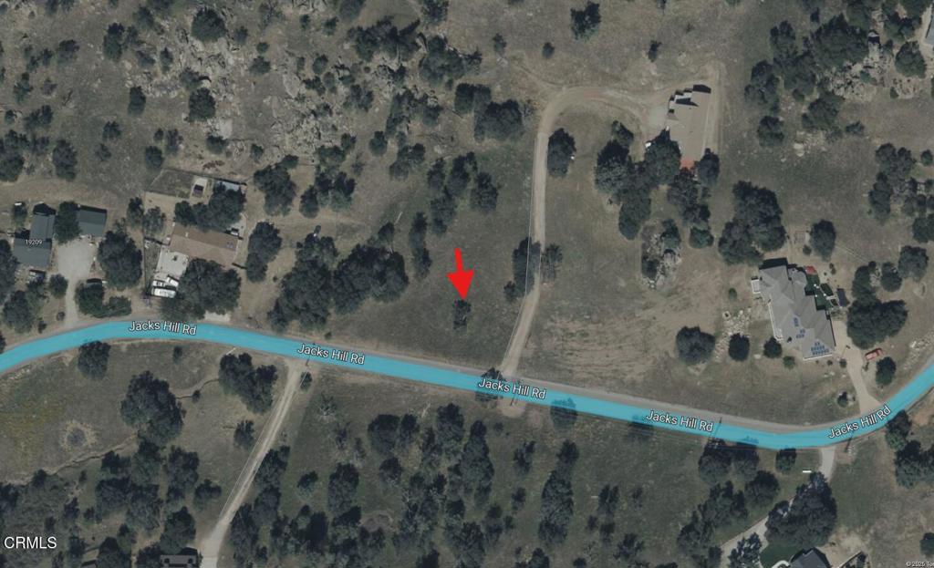 Build your dream home in the natural beauty of the Tahachapi Mountains in the area known as the 'Land of Four Seasons.' This lot is located in a beautiful and tranquil setting with gorgeous views, ideal to experience the natural wonders and the nearby charming community of Stallion Springs. There are plenty of activities to enjoy, including hiking, fishing, golf, camping, and biking, just to name a few. This is a place where you can get away from the ordinary.