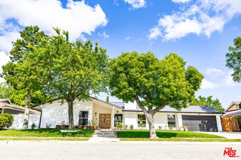 Tiny photo for 1485 Norwich Avenue, Thousand Oaks, CA 91360 (MLS # 26876417)
