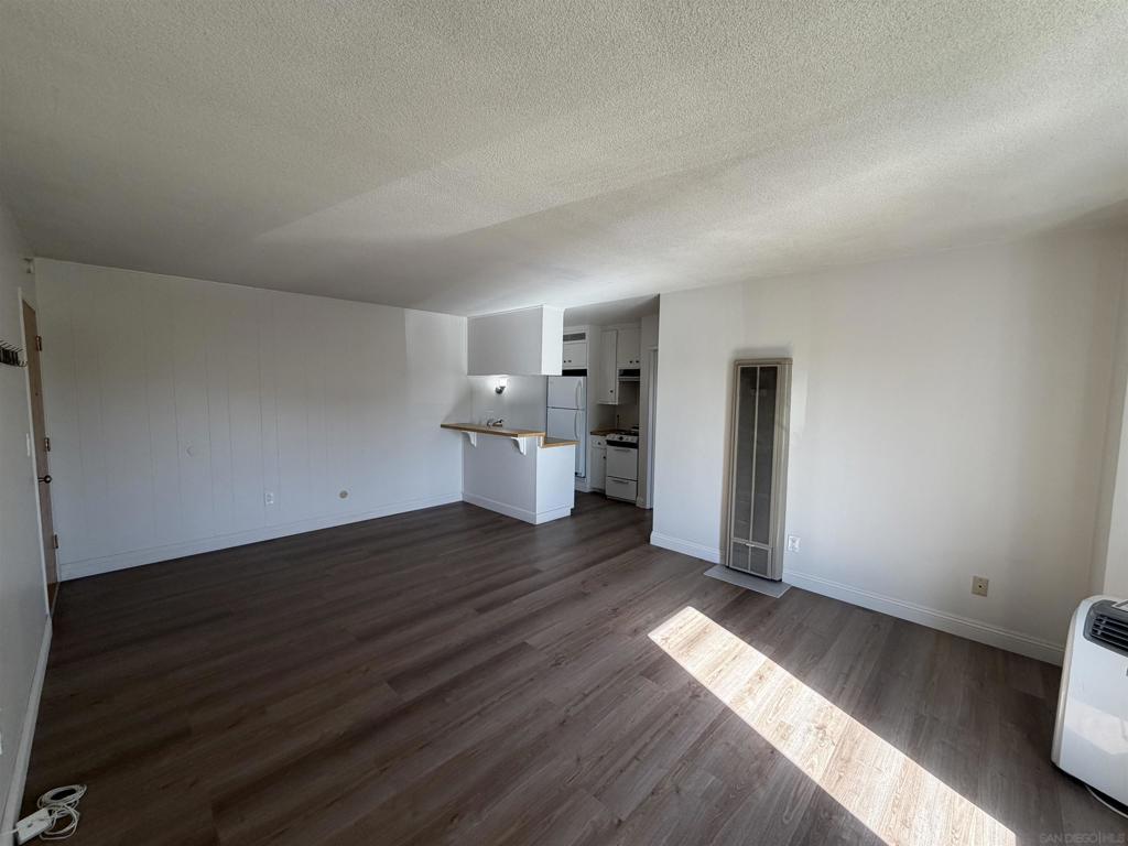 1646 Brookes Ave.