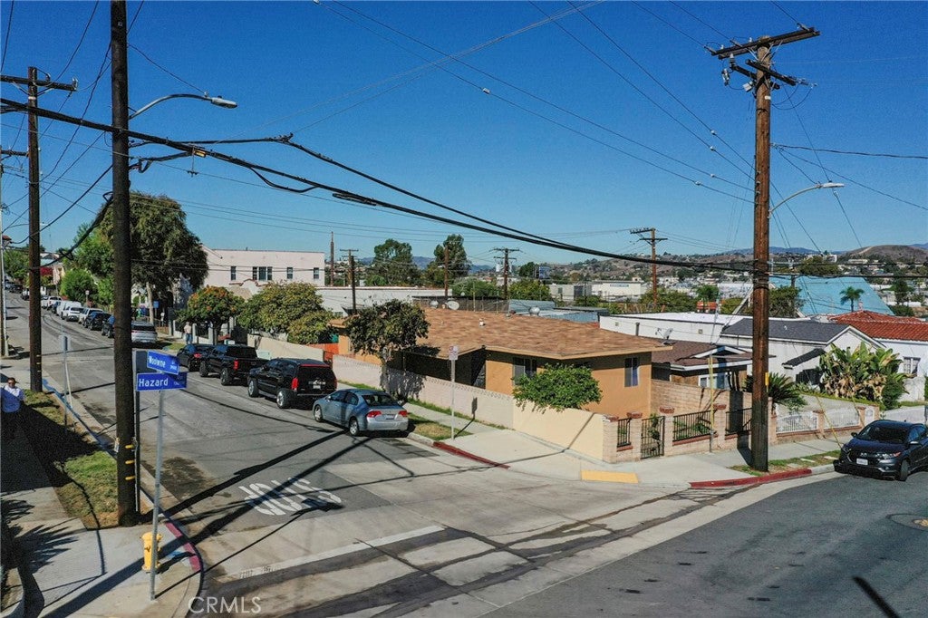 1331 N Hazard