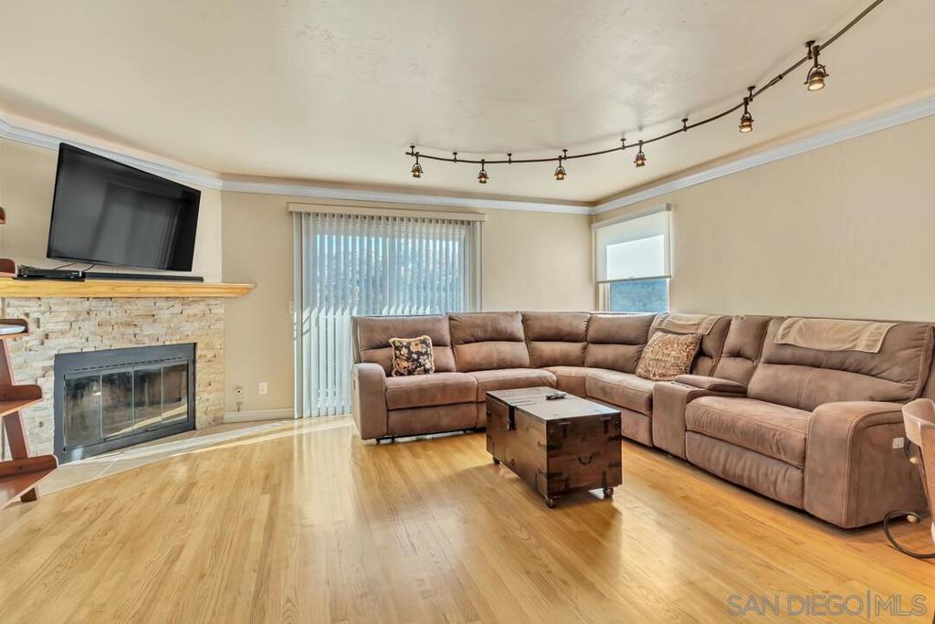 La Mesa - Residential