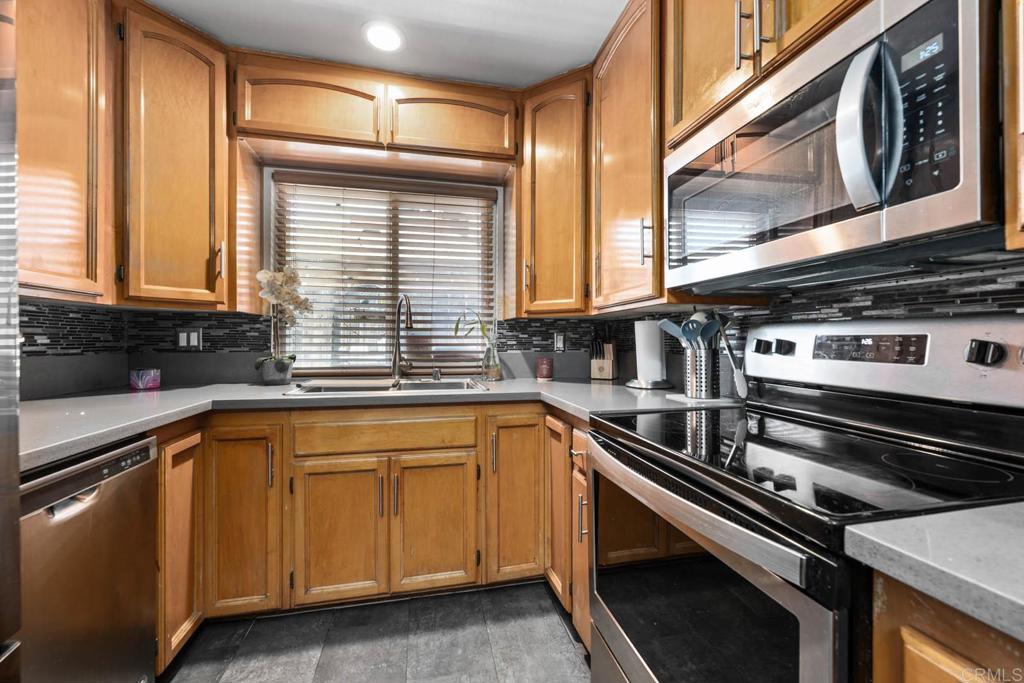 321 Sun Court