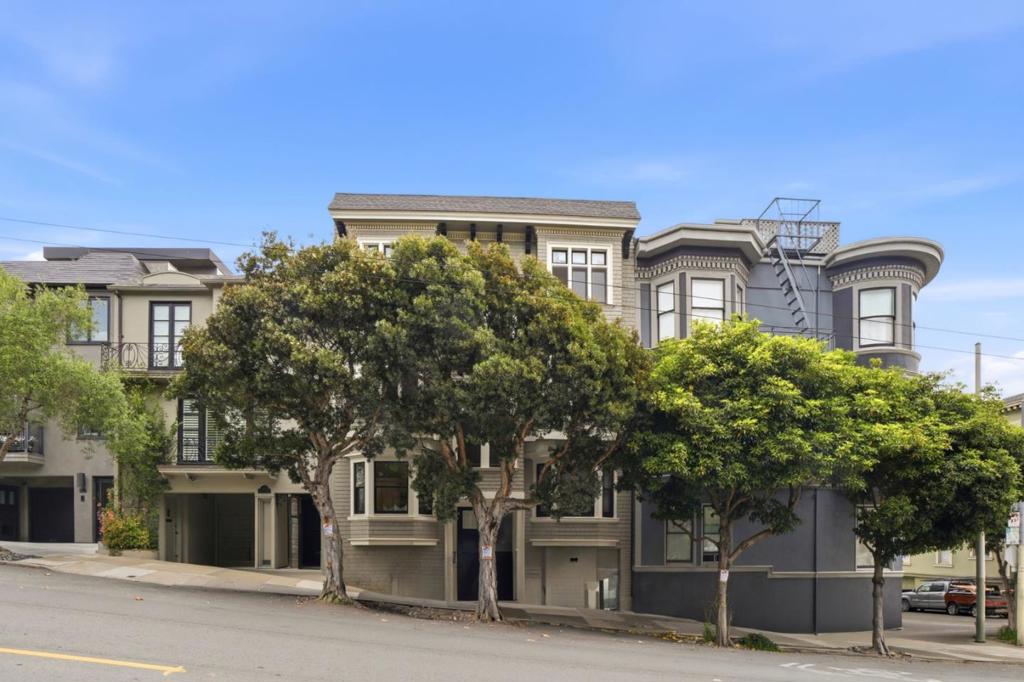 256 Presidio Avenue 1