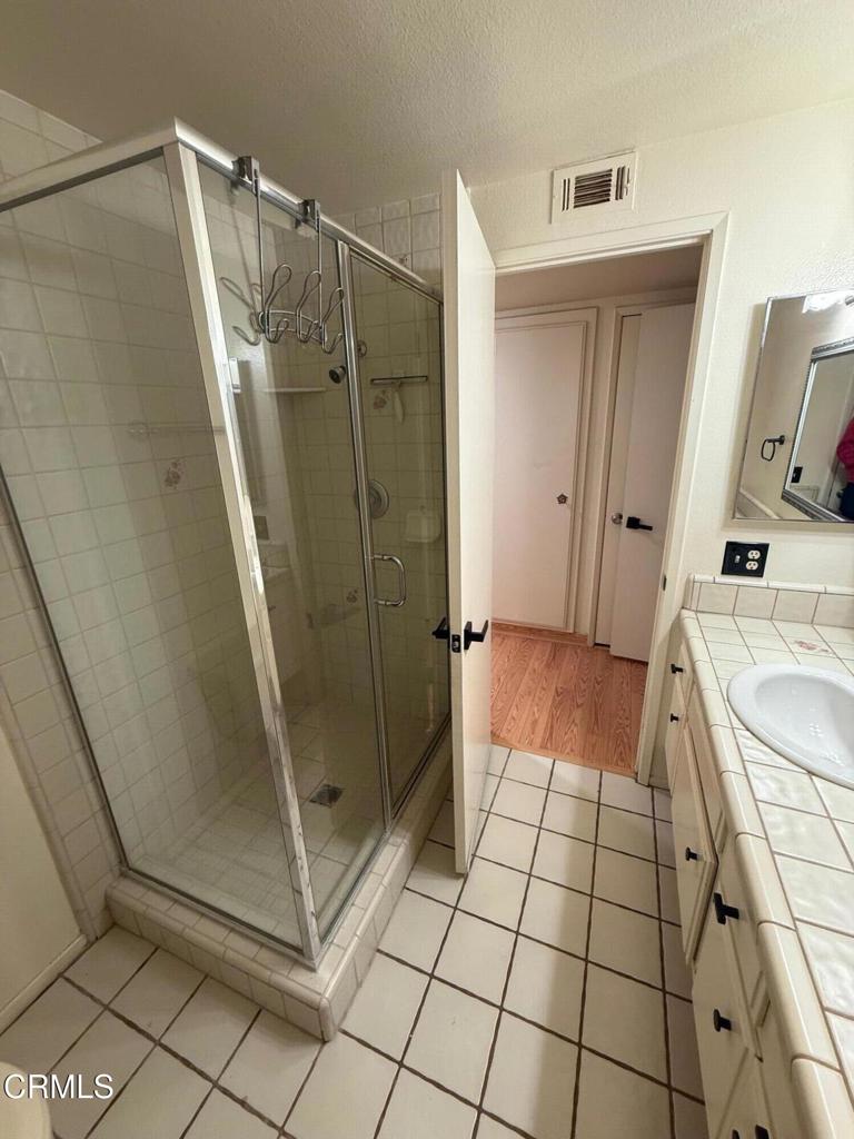 Campus View 1 - 0253 - Residential Lease