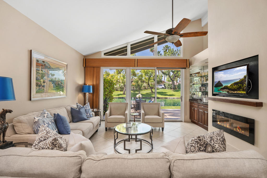337 Red River Road